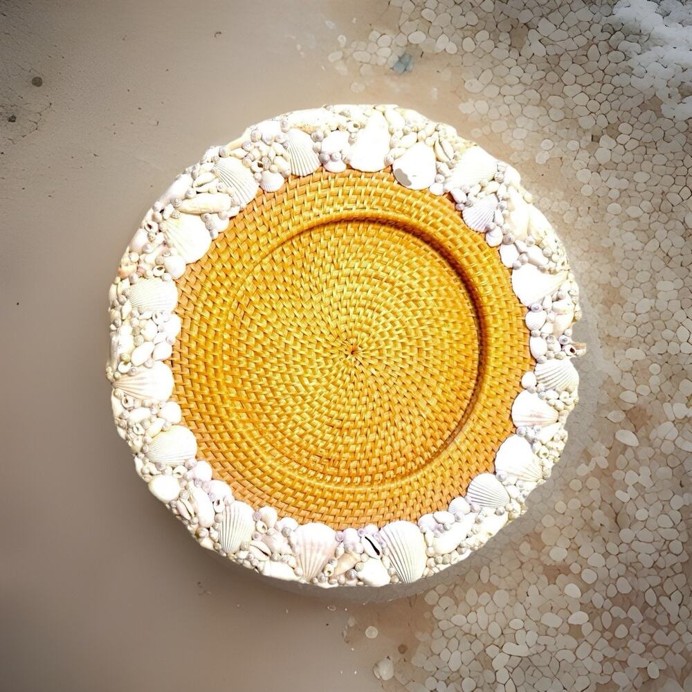 Pottery Barn Tava Sea Shell Rimmed Handwoven Rattan Beach Charger Plate Set Of 2 - Picture 2 of 7